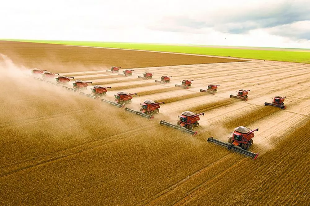 aplicativo para agronegócio farms agricultura mapas de satélite previsão do tempo medição de área polígonos ndvi